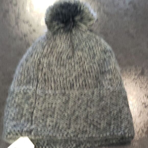 Under Armour hat  - Picture 3 of 4